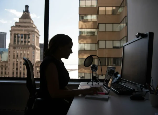 christina-wocintechchat-com-eAXpbb4vzKU-unsplash